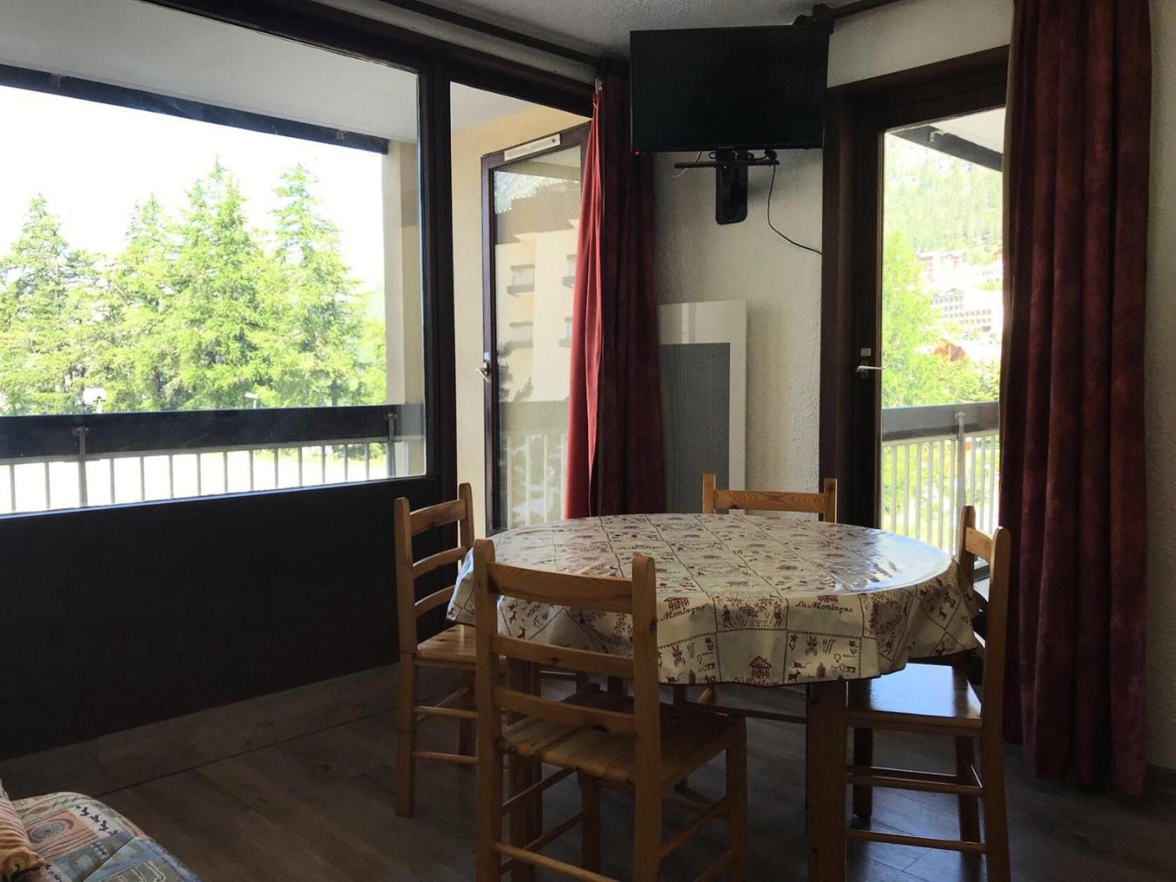 Residence Chalmettes - Studio 4 Pers. - Skis Aux Pieds Mae-8764 Montgenèvre Dış mekan fotoğraf